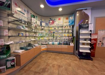 Foto 13 - Commercial Premises Via Papa Giovanni Paolo II
 
7, Chieti - photo 13