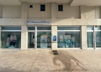 Foto 23 - Commercial Premises Via Papa Giovanni Paolo II
 
7, Chieti - photo 23