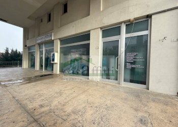 Foto 27 - Commercial Premises Via Papa Giovanni Paolo II
 
7, Chieti - photo 27