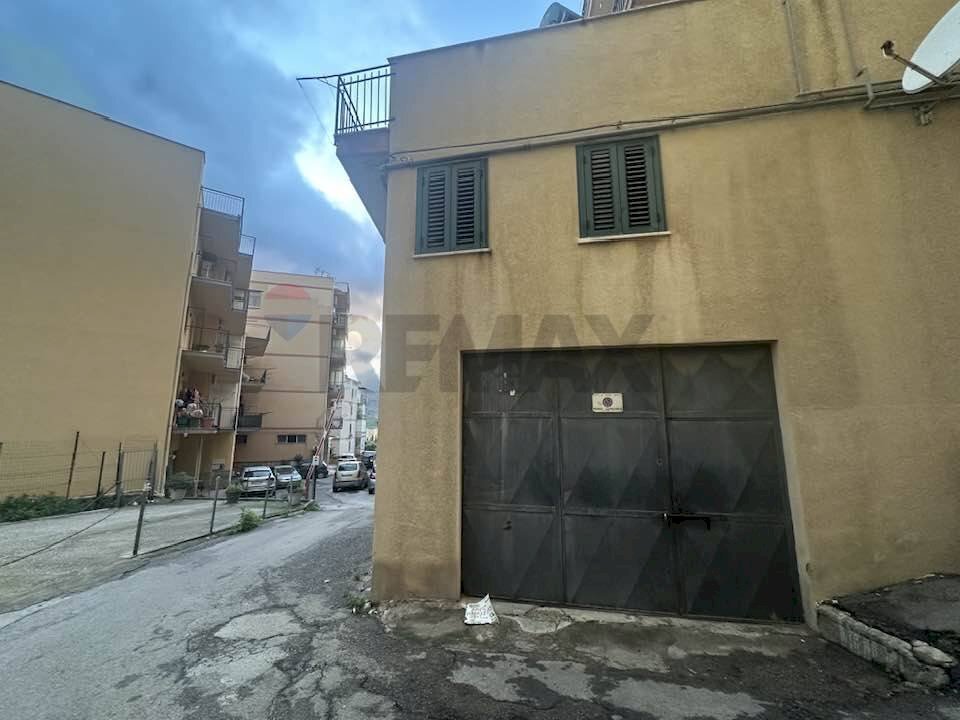 Edificio all\'aperto - Magazzino via Enzo Marinese
 
2, Termini Imerese - foto 2
