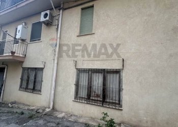 Edificio all\'aperto - Magazzino via Enzo Marinese
2, Termini Imerese - foto 9