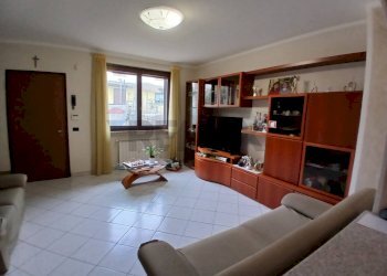 Soggiorno - Villa a Schiera via ronchi
 
128, Somma Lombardo - foto 7