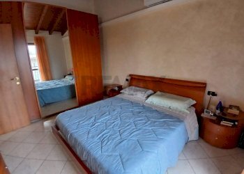 Camera / camera da letto - Villa a Schiera via ronchi
 
128, Somma Lombardo - foto 14