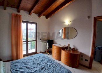 Camera / camera da letto - Villa a Schiera via ronchi
 
128, Somma Lombardo - foto 16