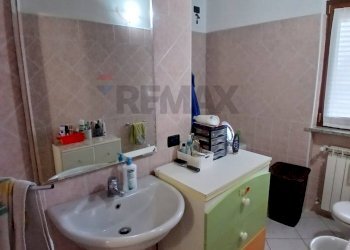 Bagno - Villa a Schiera via ronchi
 
128, Somma Lombardo - foto 18