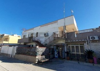 Edificio all\'aperto - Casa indipendente Via del Frassino - C.da S.Maria del Focallo, Ispica - foto 1