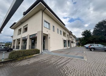 Foto 1 - Commercial Activity VIA PROVINCIALE
 
20/A, Dolzago - photo 1