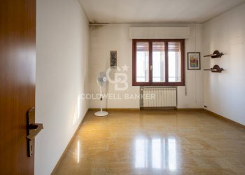 Foto 12 - Quadrilocale Via Amerigo Vespucci
 
1, Venezia - foto 12