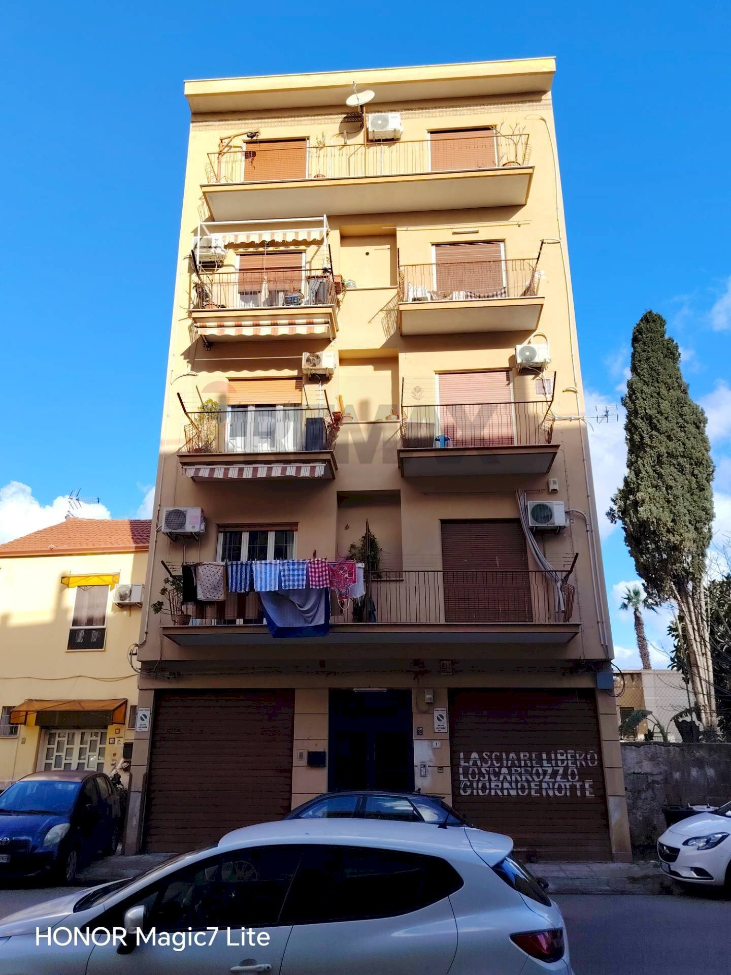 Edificio all\'aperto - Trilocale via Ai Fossi
1/c, Palermo - foto 2