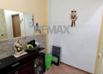 Hall / corridoio - Trilocale via Ai  Fossi
 
1/c, Palermo - foto 17