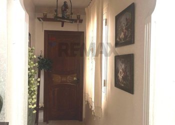 Hall / corridoio - Three-room apartment Via Filippo De Lignamine
 
22, Palermo - photo 7