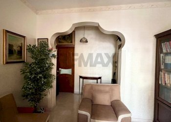 Soggiorno - Three-room apartment Via Filippo De Lignamine
 
22, Palermo - photo 9
