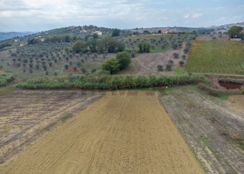 Vista delle montagne - Casa indipendente contrada tavolato
 
20, Città Sant'Angelo - foto 47