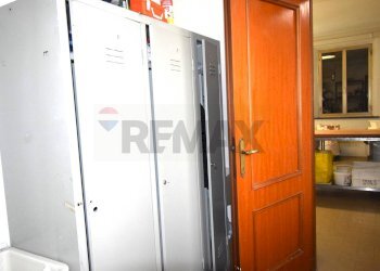 Cucina - Locale Commerciale via cornazzano
 
14/15, Sissa Trecasali - foto 15