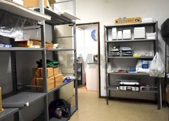 Dispensa di stoccaggio - Locale Commerciale via cornazzano
 
14/15, Sissa Trecasali - foto 26