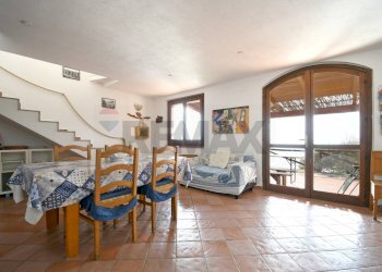 Sala da pranzo - Villa a Schiera Via Nettuno
 
32, Maracalagonis - foto 14