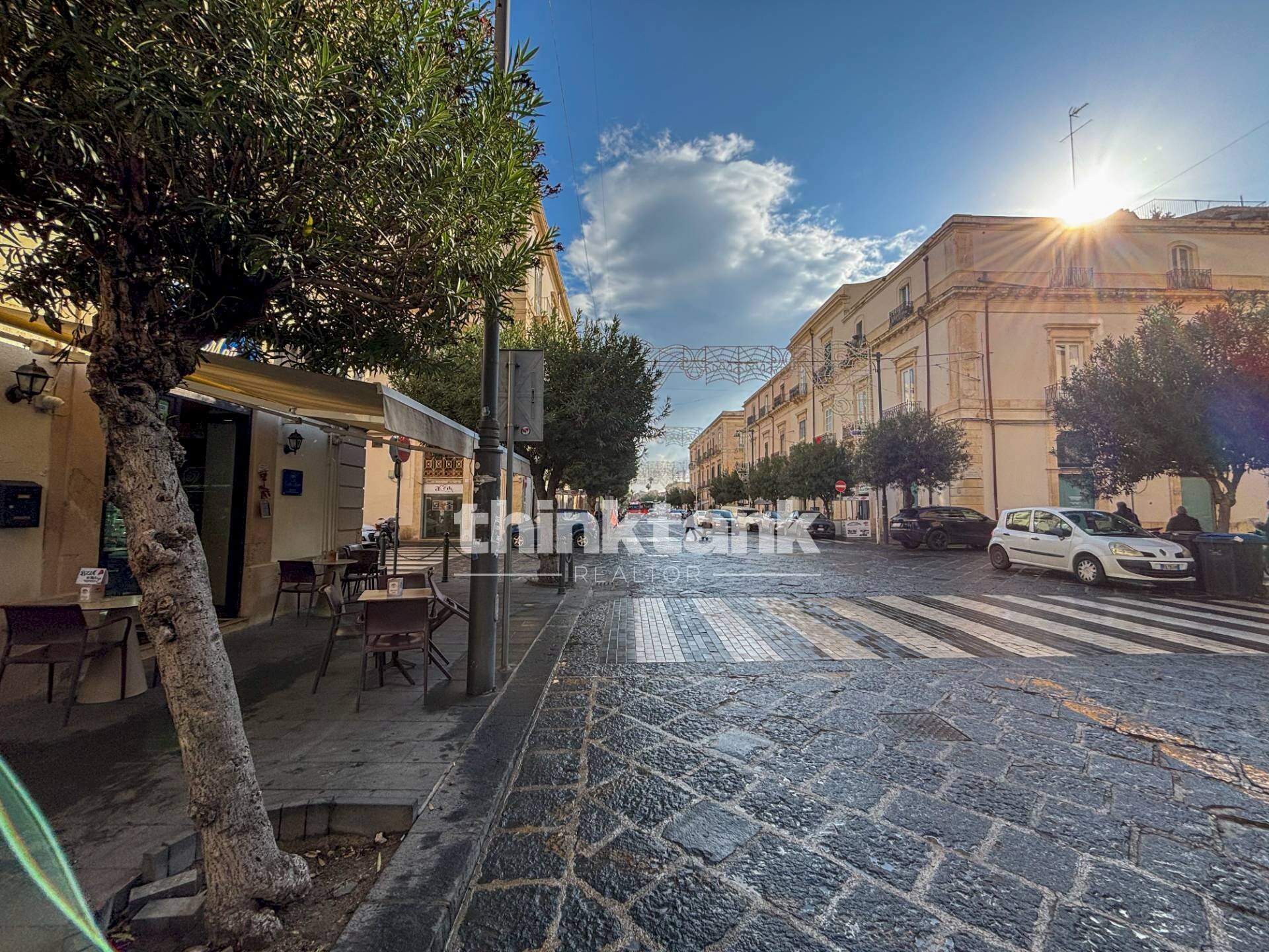 Foto 1 - Commercial Premises corso umberto 1, Siracusa - photo 1