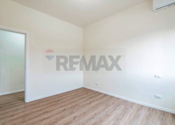 Stanza vuota - Trilocale via Randaccio
 
30, Brescia - foto 30