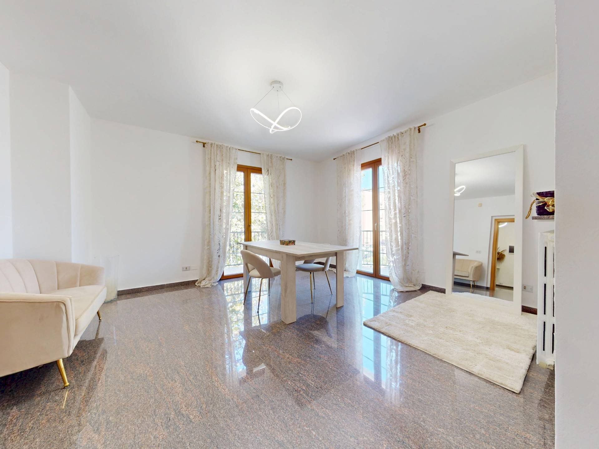 Foto 1 - Casa indipendente Viale Marebello
 
2, Rimini - foto 1