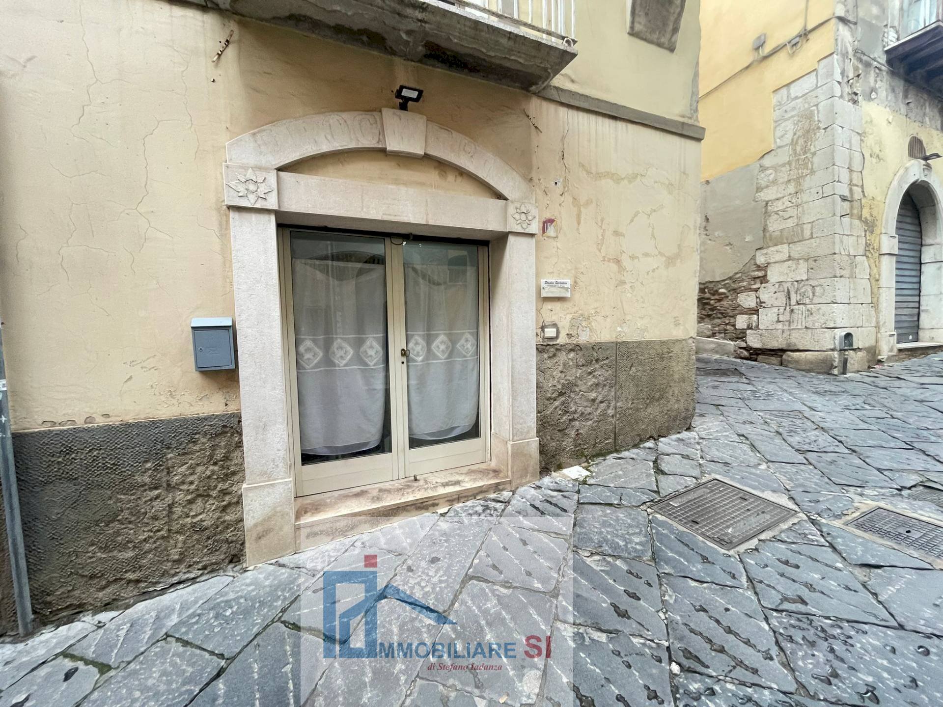 Foto 2 - Locale Commerciale Via Annunziata, Benevento - foto 2