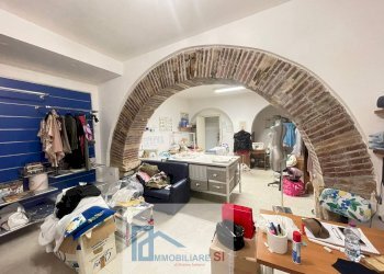 Foto 4 - Locale Commerciale Via Annunziata, Benevento - foto 4