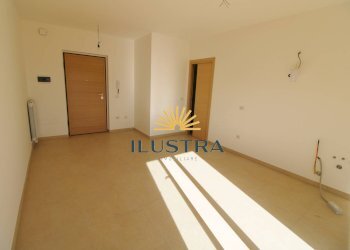 Foto 1 - Trilocale VIA SAN MARTINO
 
96, Colonnella - foto 1