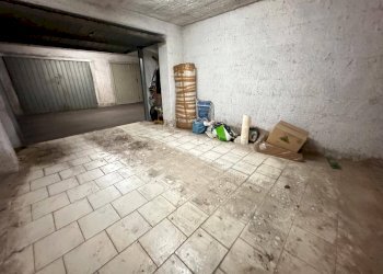 Foto 2 - Box Via Avellino, Caserta - foto 2