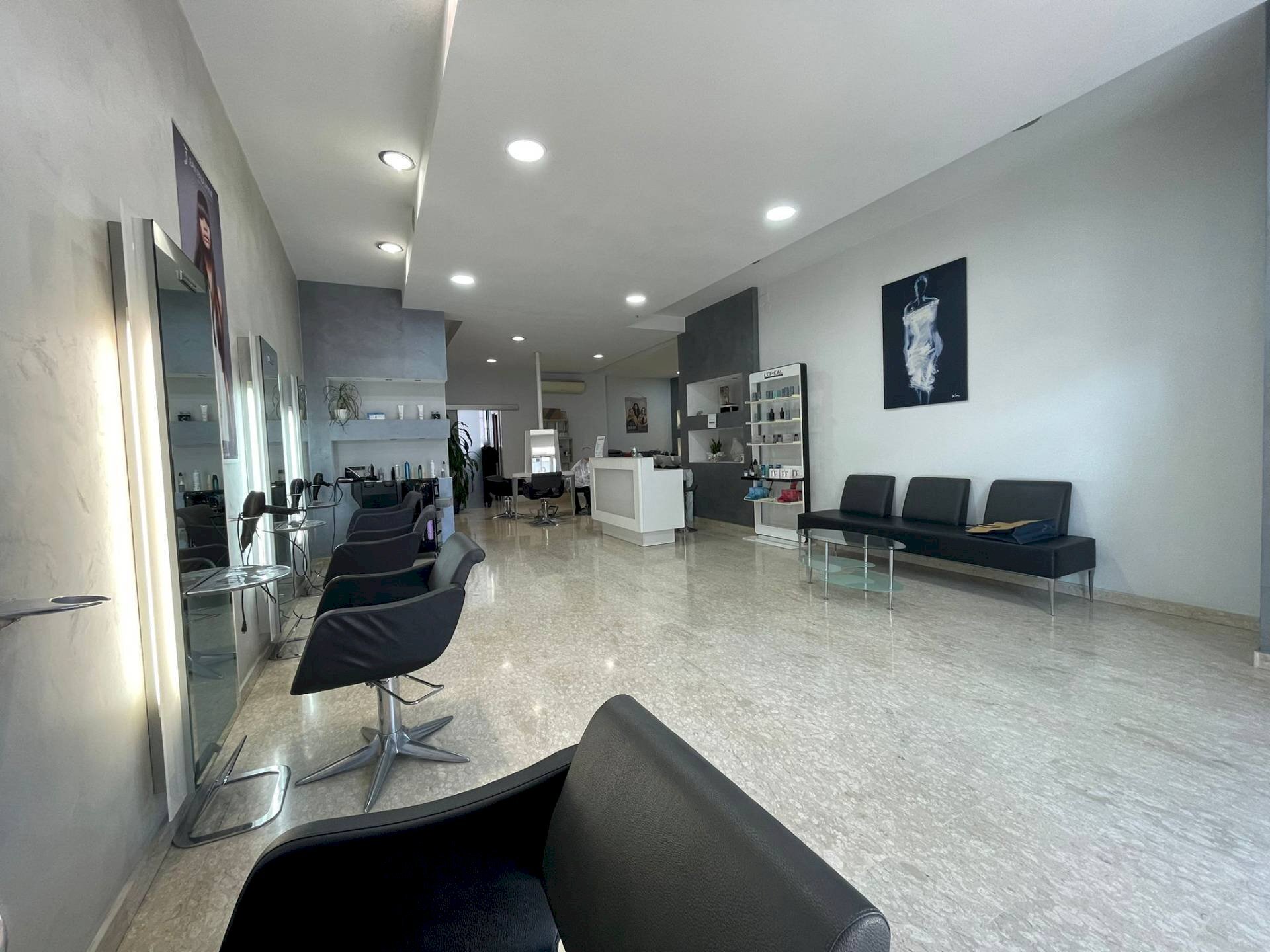 Foto 1 - Negozio Via Leonardo da Vinci, San Nicola la Strada - foto 1