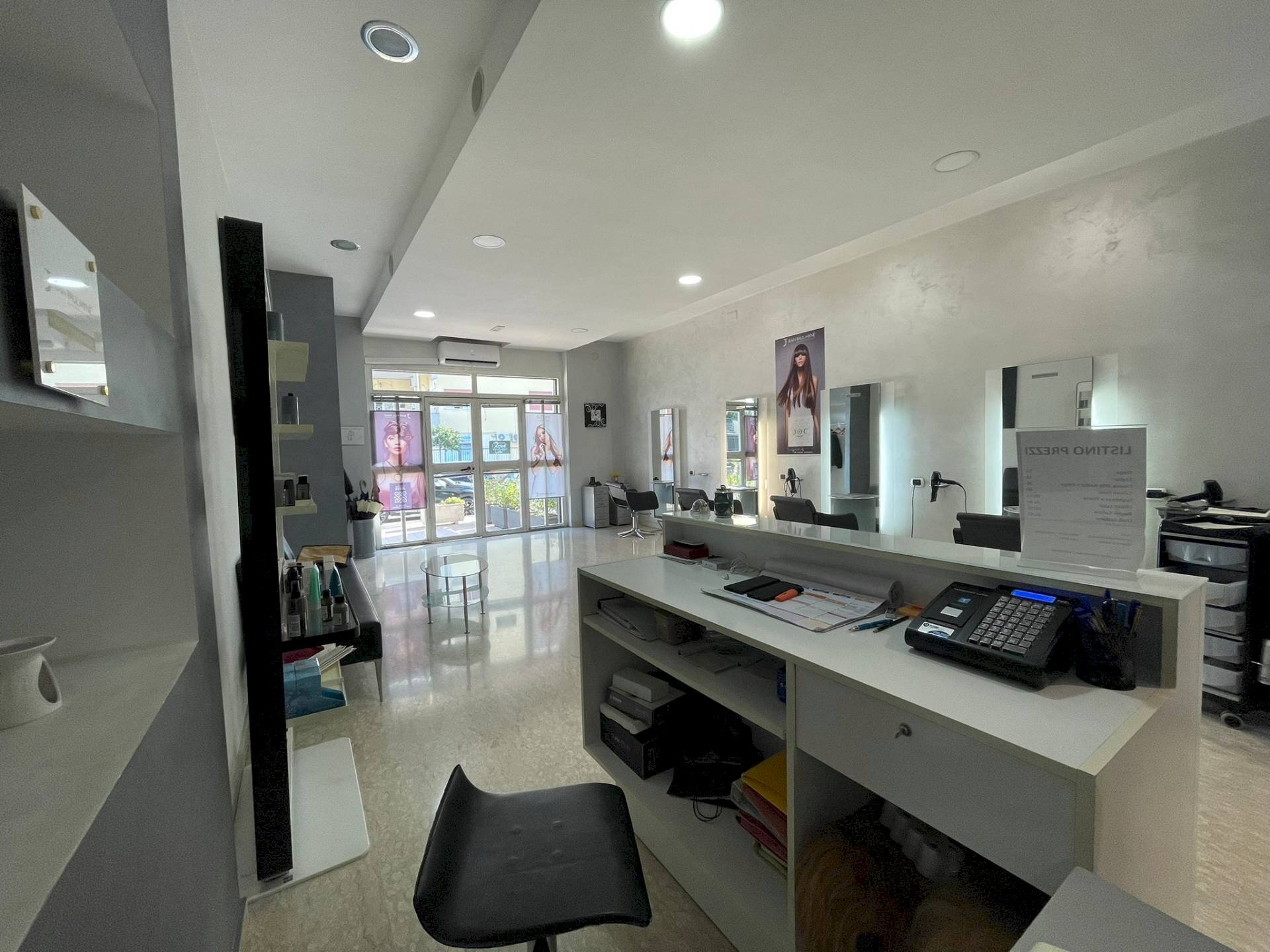 Foto 2 - Negozio Via Leonardo da Vinci, San Nicola la Strada - foto 2