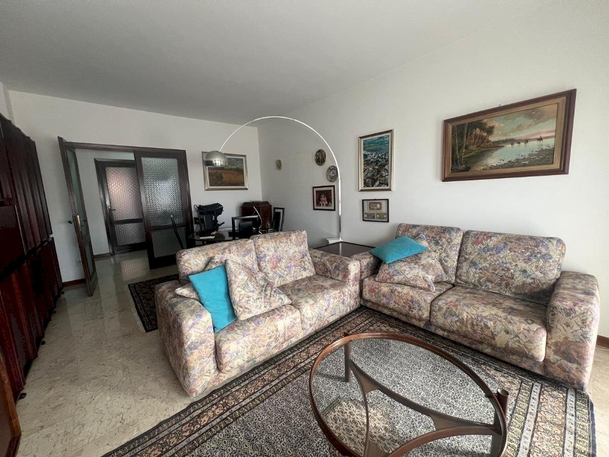 Quadrilocale Banchette - foto 3