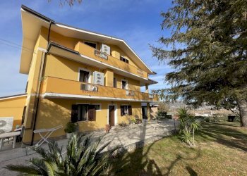 facciata - Appartamento Via Tiburtina Valeria 1, Manoppello - foto 24