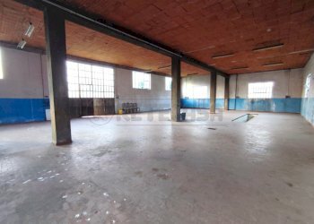 WhatsApp Image 2026-01-19 at 15.47.49 (4).jpeg - Locale Commerciale Via Veneto 80, Sarego - foto 4