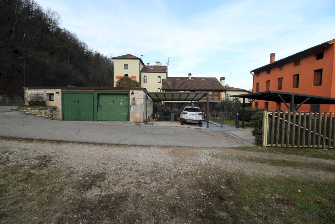 esterno - Townhouse Via Valdiezza 30, Sovizzo - photo 3
