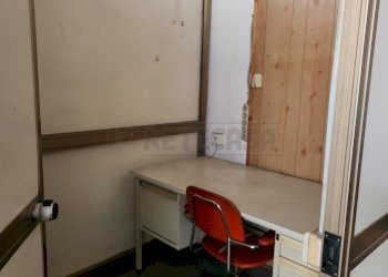 20260127_143514.jpg - Locale Commerciale Via Mulinaccio, Montopoli in Val d'Arno - foto 5