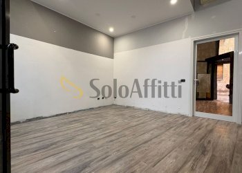 WhatsApp Image 2026-01-27 at 16.04.12 (5).jpeg - Locale Commerciale Via dei Mille 11, Busto Arsizio - foto 3