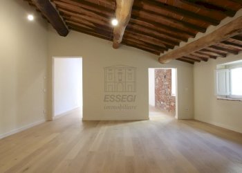 vendesi appartamento con ascensore centro storico - Appartamento Via delle Chiavi D'Oro 21, Lucca - foto 4