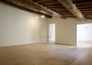 vendesi appartamento con ascensore centro storico - Appartamento Via delle Chiavi D'Oro 21, Lucca - foto 6