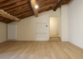 vendesi appartamento con ascensore centro storico - Appartamento Via delle Chiavi D'Oro 21, Lucca - foto 27