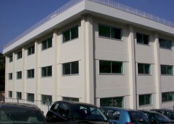 DSCN1921.JPG - Stabile - Palazzo Napoli - foto 16