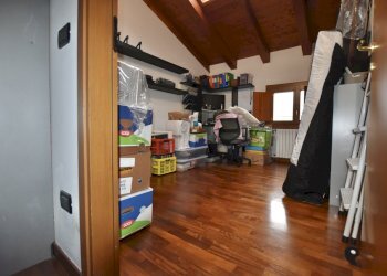 camera da letto - Three-room apartment Via Giacomo Matteotti 189, San Pietro in Casale - photo 17