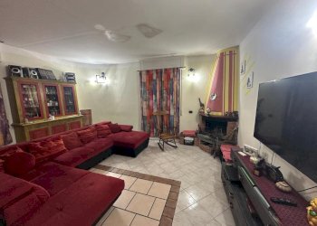 ve1.jpg - Quadrilocale Vezzano Ligure - foto 1