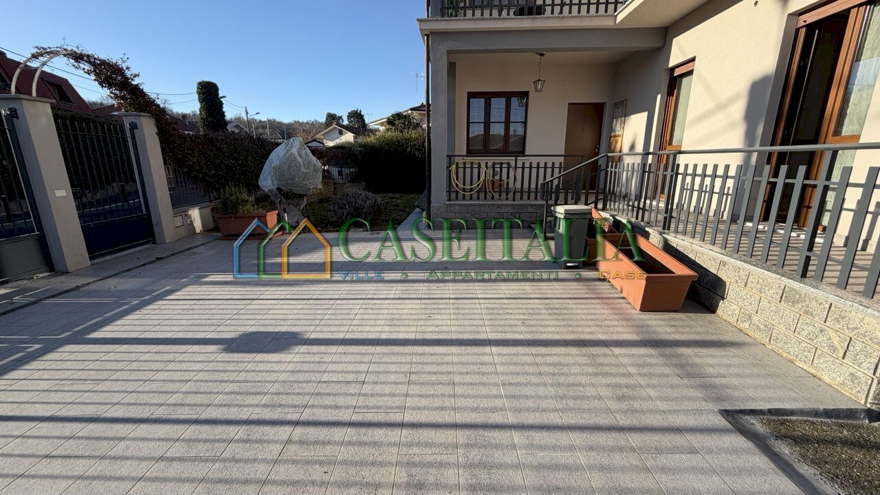 cortile - Three-room apartment Via Barrera 8, Rosta - photo 2