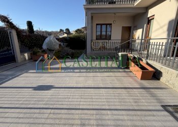 cortile - Trilocale Via Barrera 8, Rosta - foto 2