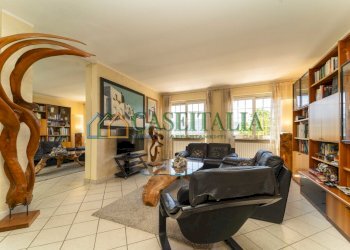 TNY09411.jpg - Villa Cisano sul Neva - foto 9