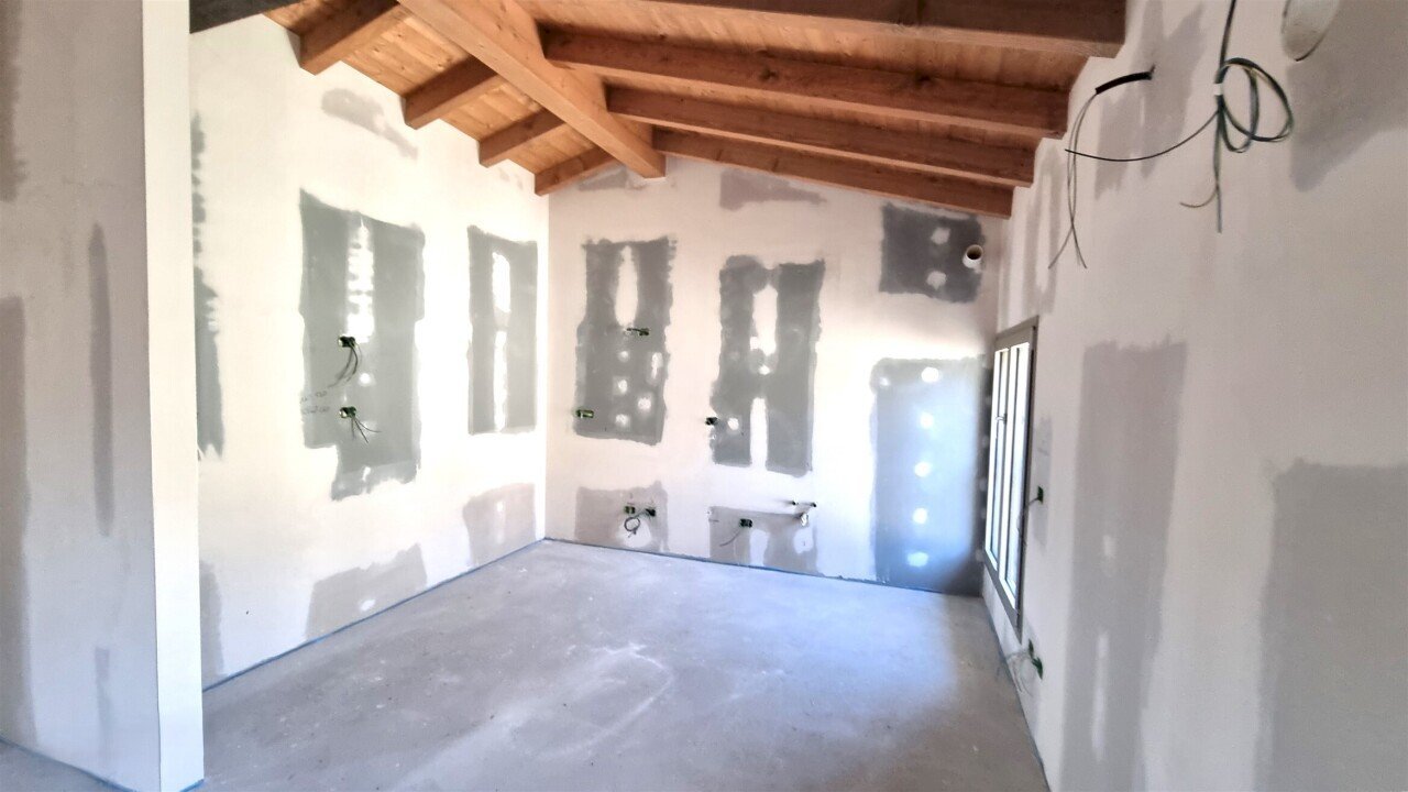 20250331_113424 - Trilocale via mazzini 10, Langhirano - foto 2