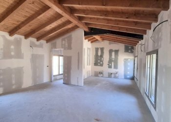 20250331_113414 - Trilocale via mazzini 10, Langhirano - foto 4