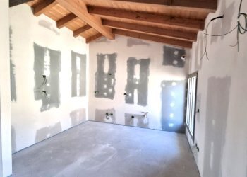 20250331_113424 - Trilocale via mazzini 10, Langhirano - foto 2