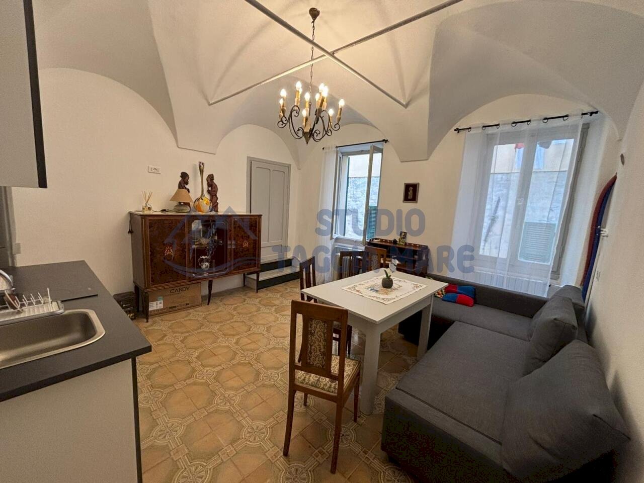 18.jpeg - Portion of a house Via Fontana, Badalucco - photo 1