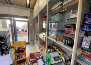 IMMAGINE07-ink.jpeg - Tabaccheria Bologna - foto 7