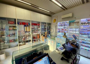 IMMAGINE12-ink.jpeg - Tabaccheria Bologna - foto 12